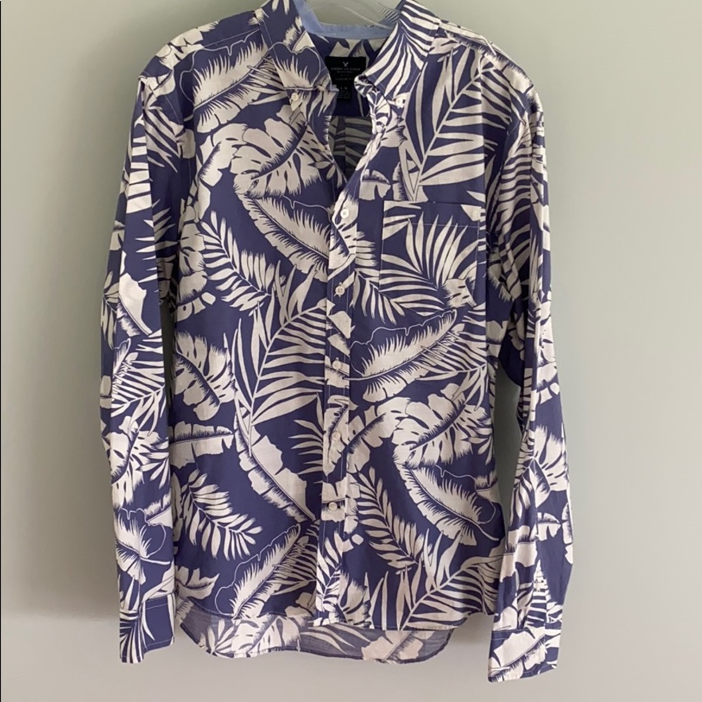 Men’s American eagle button down